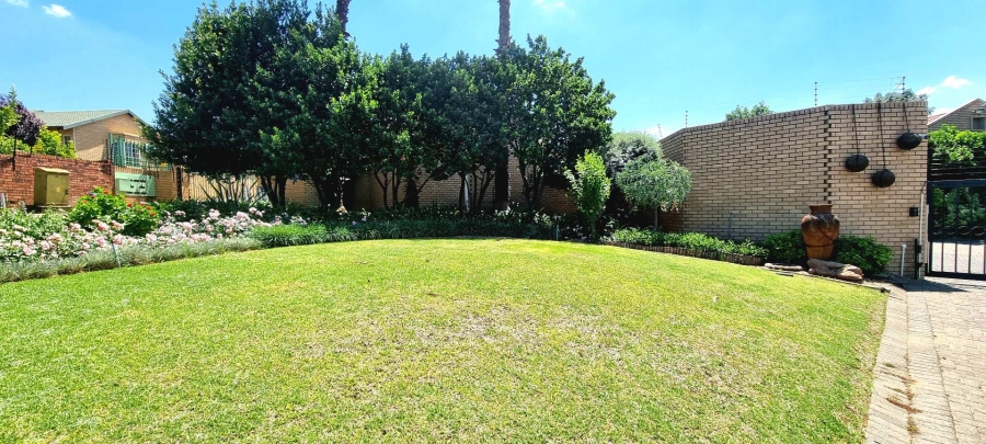 2 Bedroom Property for Sale in Kiepersol Free State